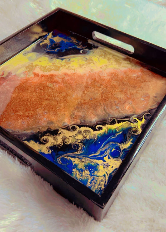 Resin serving tray (10”x9”)