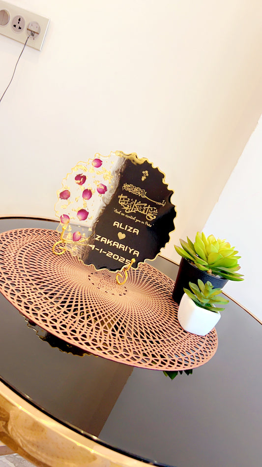 Resin couple name frame