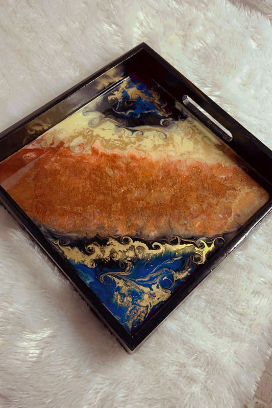 Resin serving tray (10”x9”)