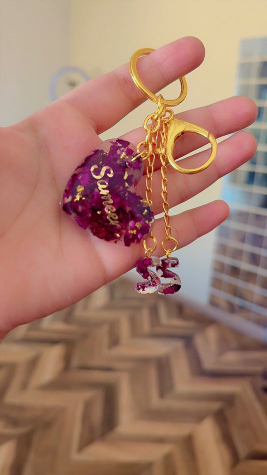 Resin keychain with initials with rose preservation
