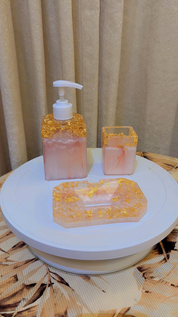 Resin bathroom set (set of 3)