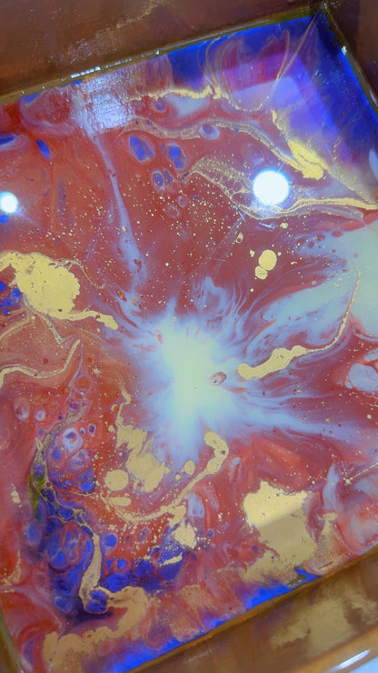 Resin serving tray (8”x8”)