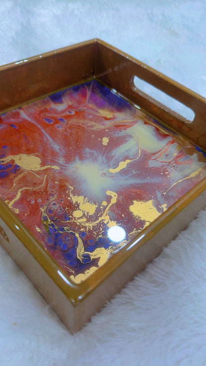 Resin serving tray (8”x8”)