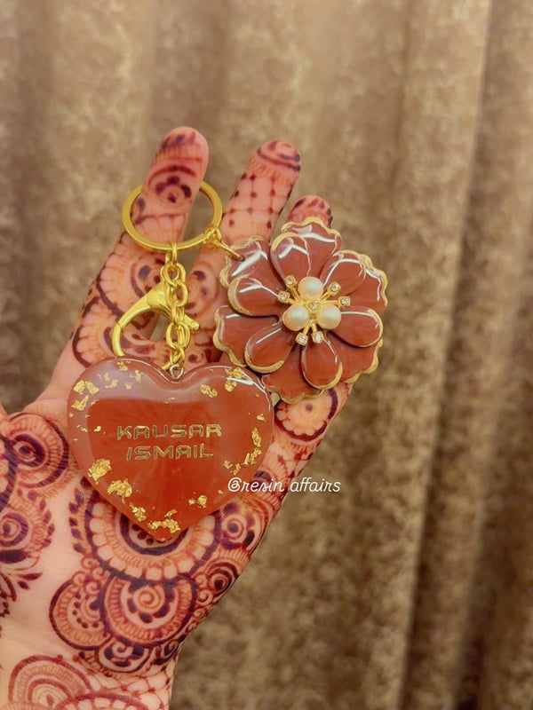 Personalised resin keychain with couple name