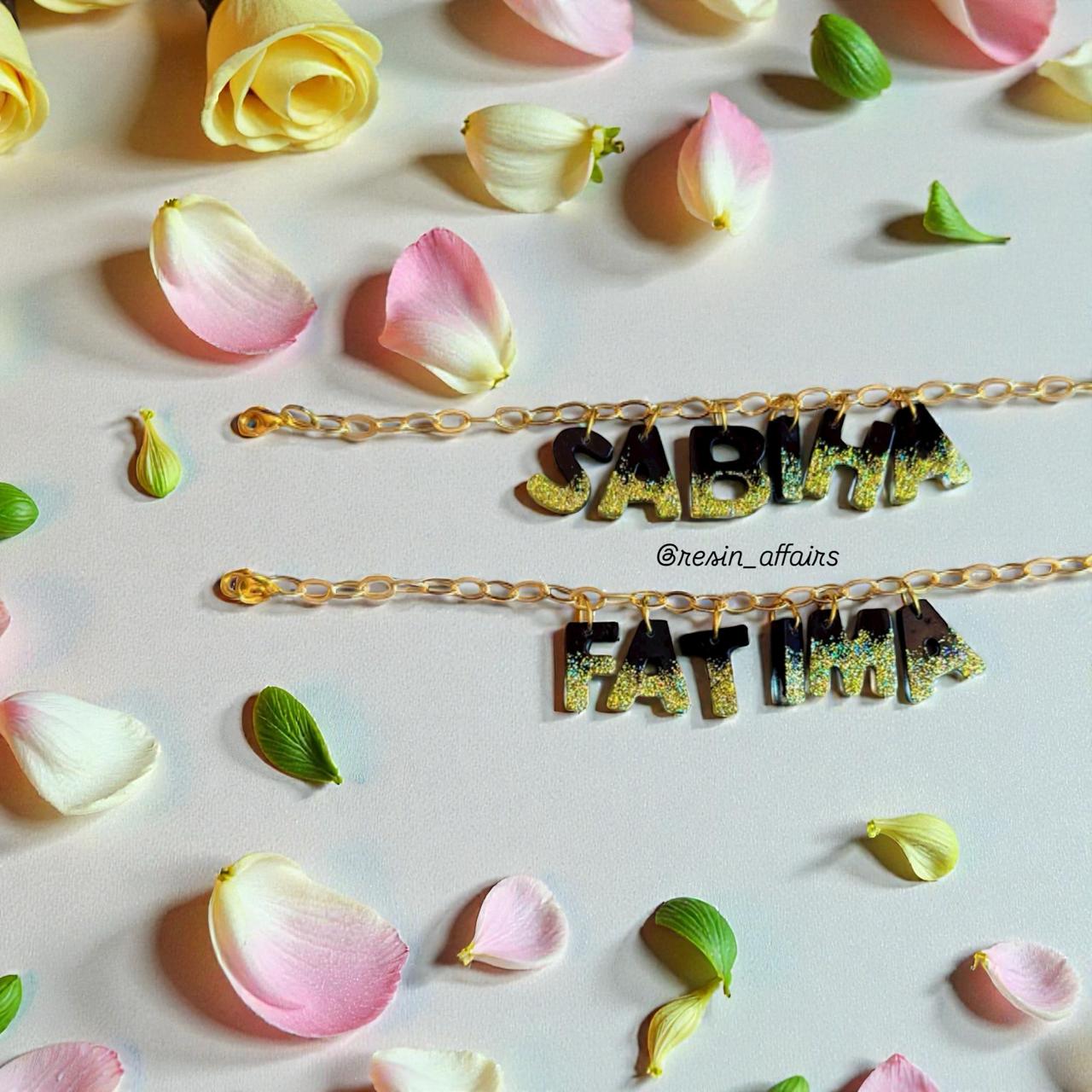 RESIN INITIAL BRACELET